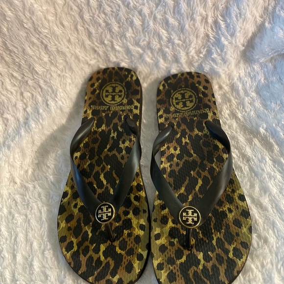 Tory Burch Sandals 🩴 - Picture 3 of 7